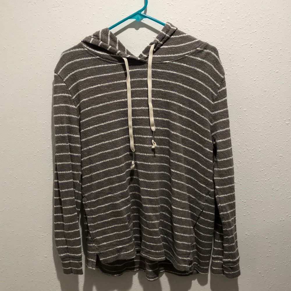Grey and white lite sweatshirt. Size medium.